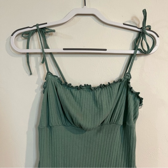 Shein Tie Shoulder Frilled Ruched Bodysuit M - Picture 3 of 10